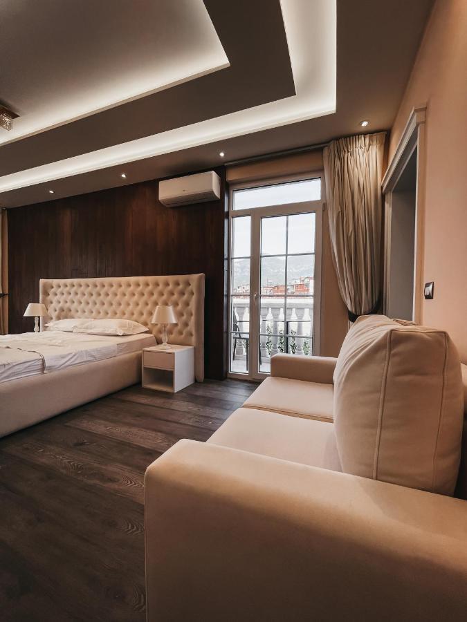 טיראנה Amansar Boutique Hotel מראה חיצוני תמונה