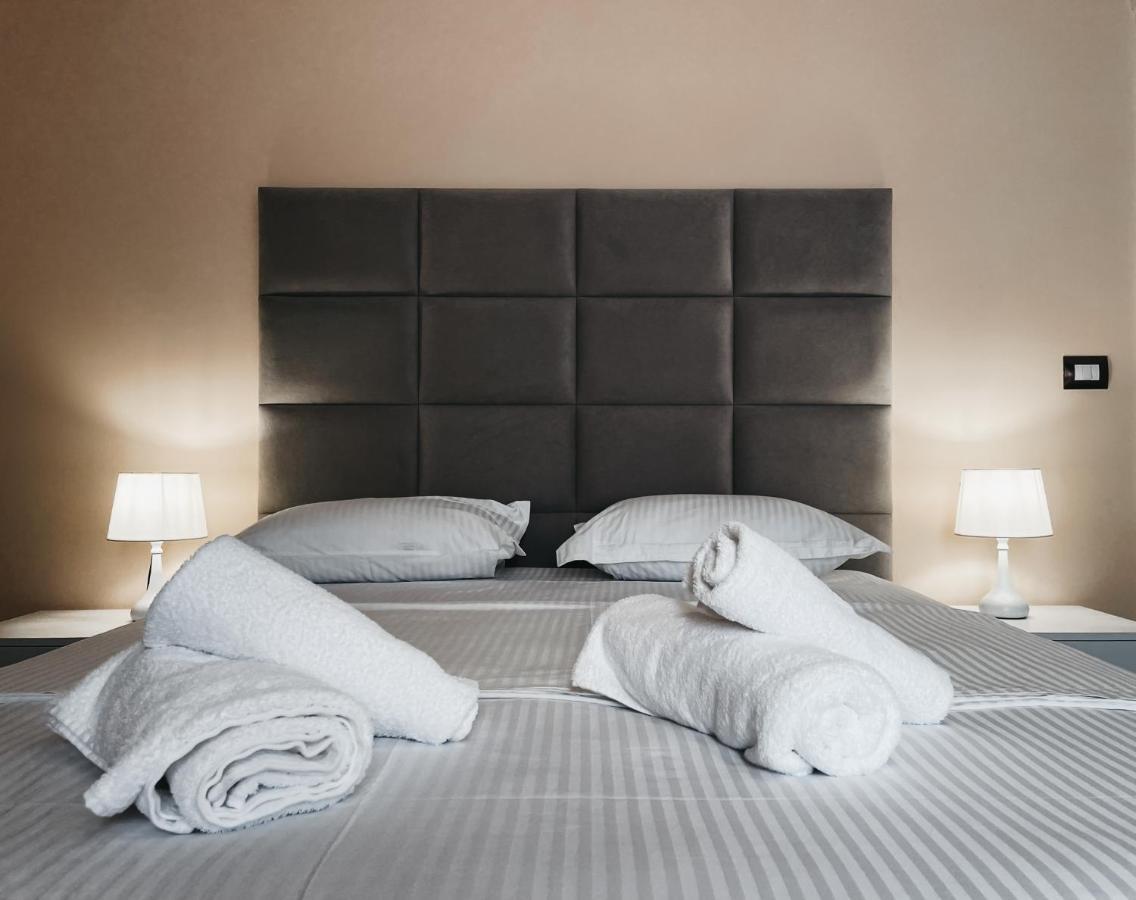 טיראנה Amansar Boutique Hotel מראה חיצוני תמונה