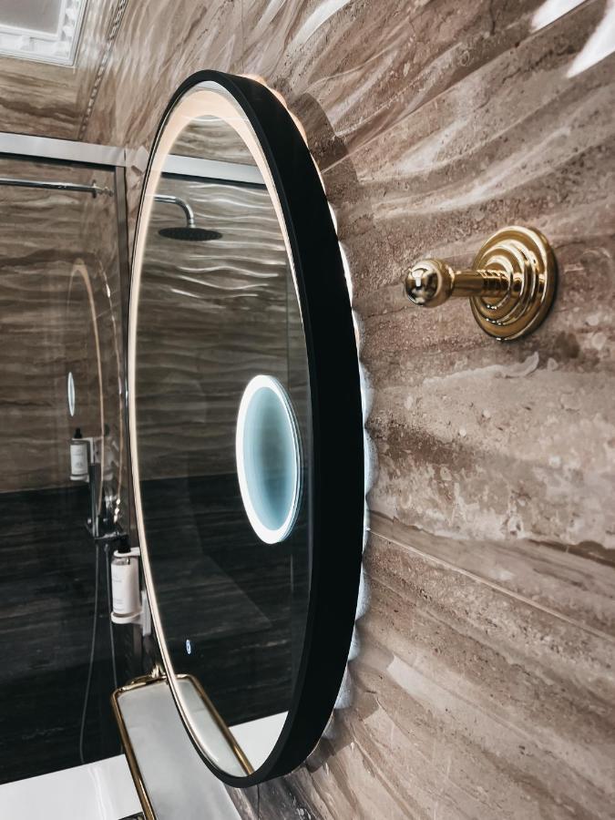 טיראנה Amansar Boutique Hotel מראה חיצוני תמונה